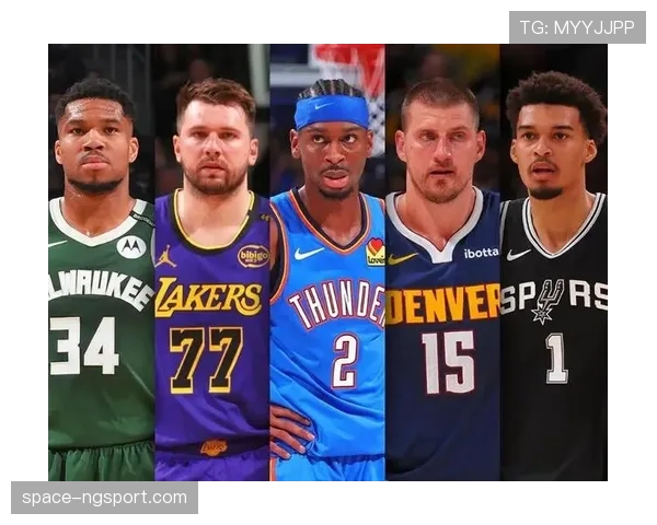 全明星新赛制引发热议,三队混战创造持续高潮点 全明星新赛制引发热议,三队混战创造持续高潮点